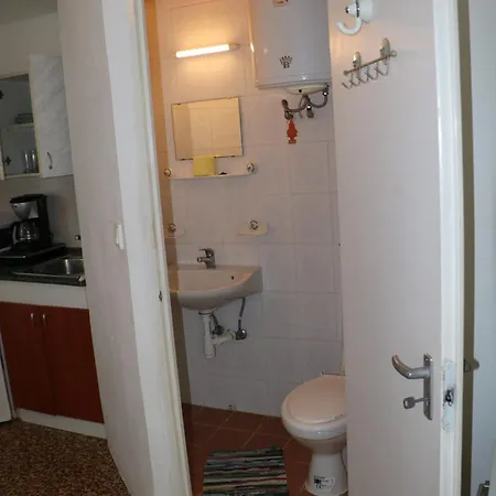 Tulipan مكان تخييم