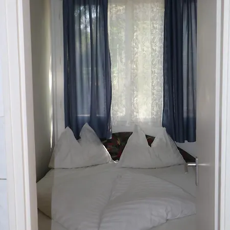 Tulipan Κάμπινγκ Gyenesdiás